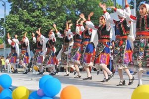 Болгарский фестиваль единения молодежи