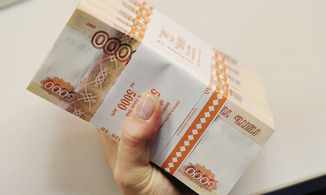 Назван предельный вес «золотых парашютов»