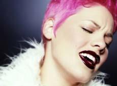 Певица Pink приедет в Санкт-Петербург